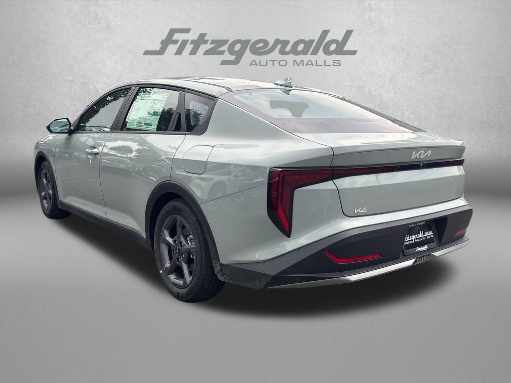 2026 Kia K4 LXS