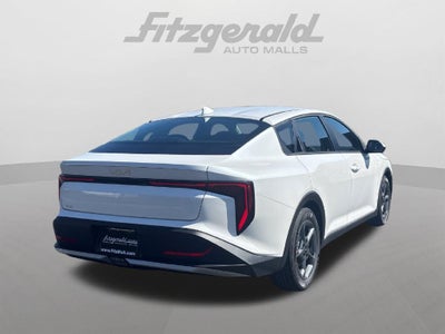 2026 Kia K4 LXS
