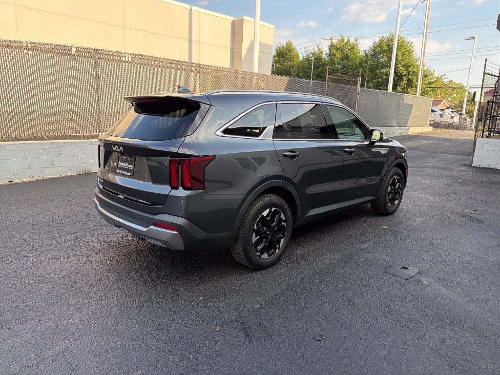 2024 Kia Sorento S