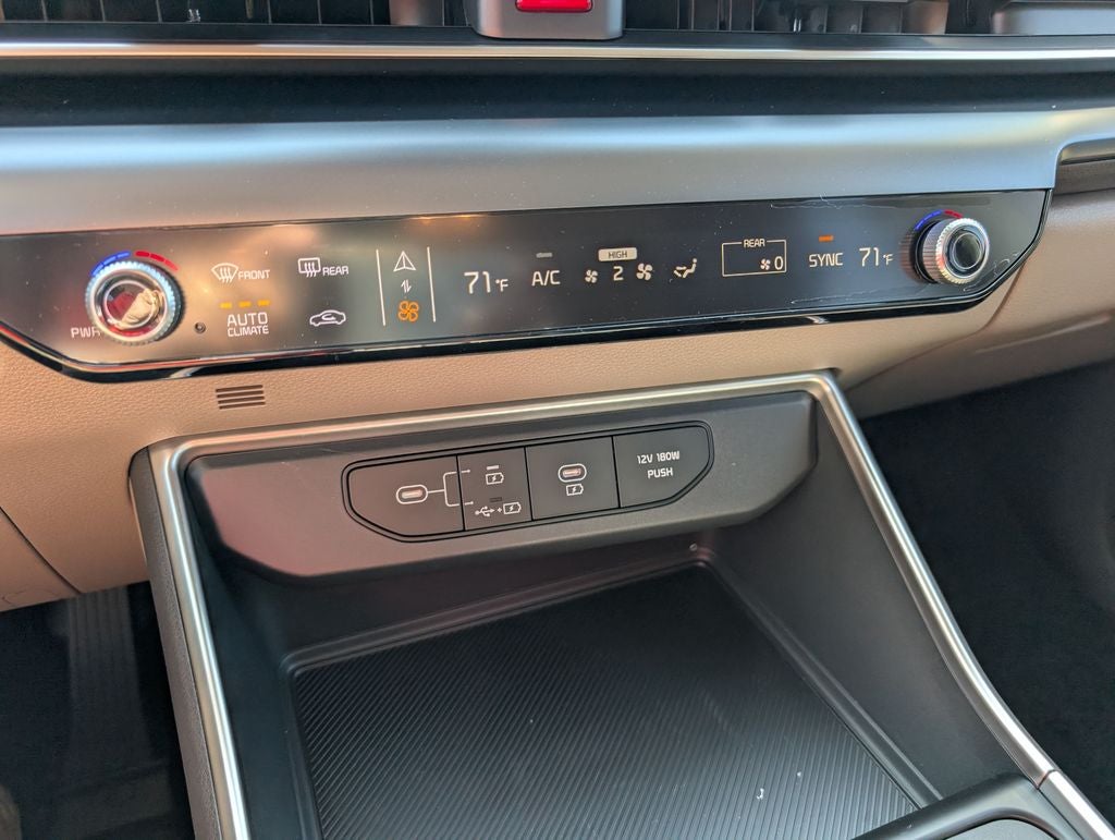 2026 Kia Carnival LXS