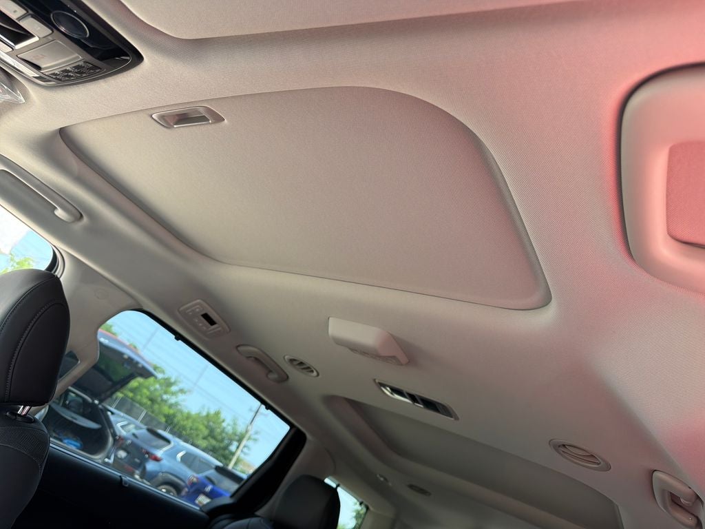 2027 Kia Carnival SX
