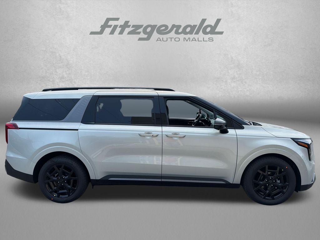 2027 Kia Carnival SX