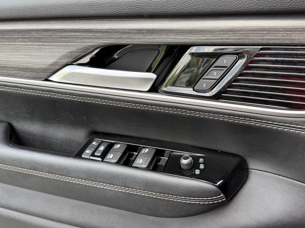 2024 Jeep Wagoneer Series III