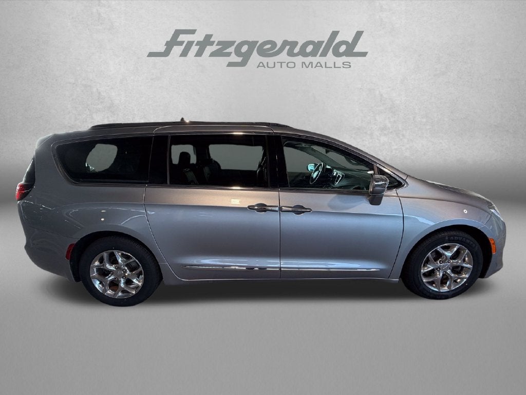 2019 Chrysler Pacifica Limited