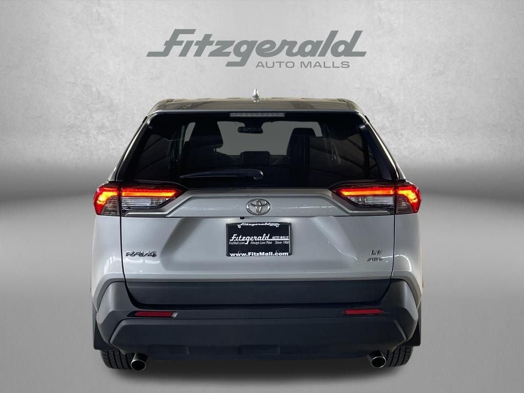 2022 Toyota RAV4 LE