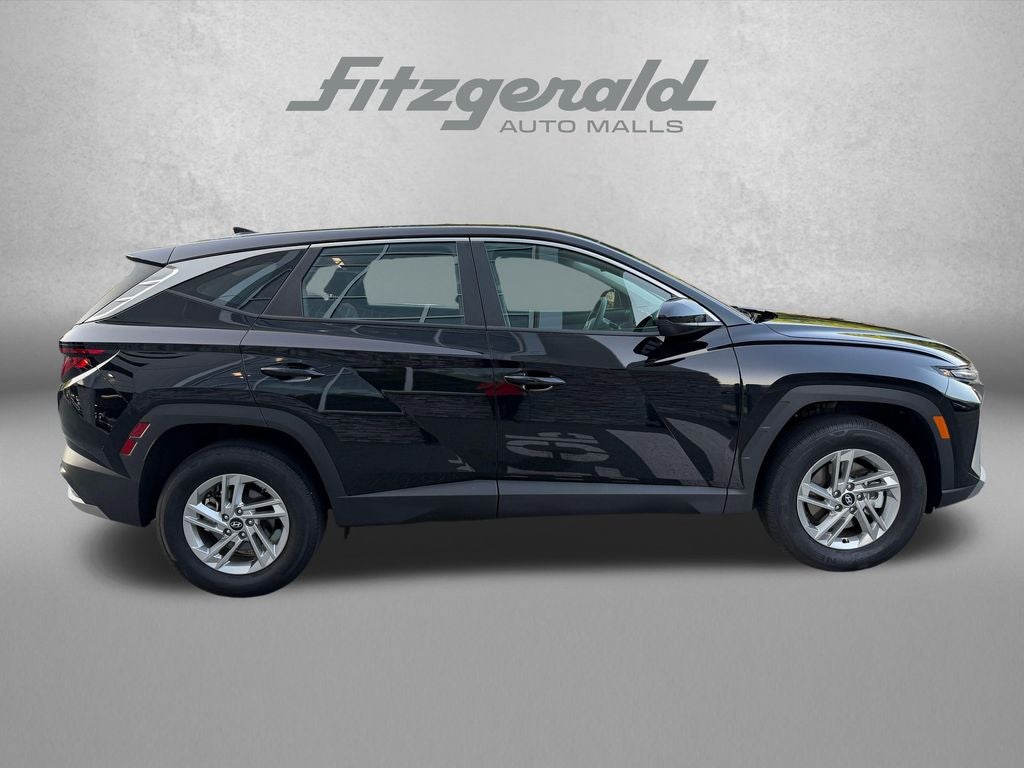 2025 Hyundai Tucson SE
