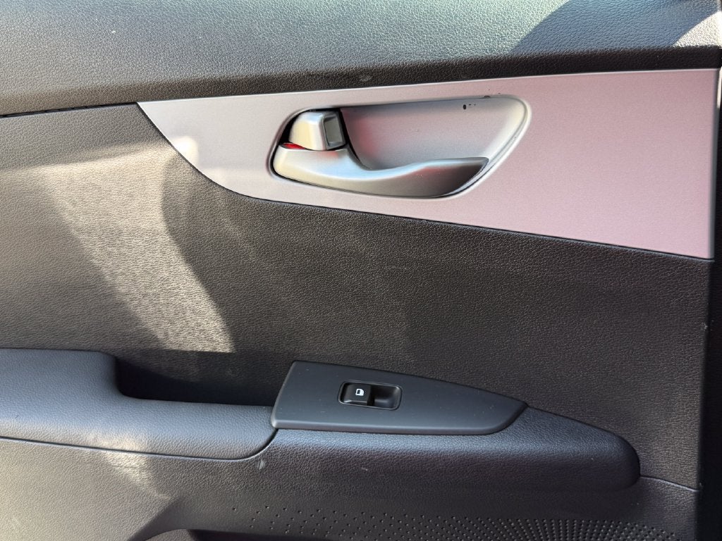 2024 Kia Forte LX