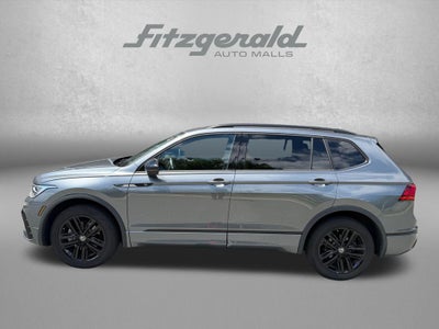 2022 Volkswagen Tiguan 2.0T SE R-Line Black