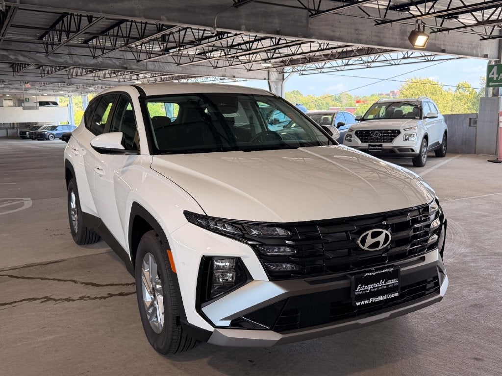 2026 Hyundai Tucson SE FWD