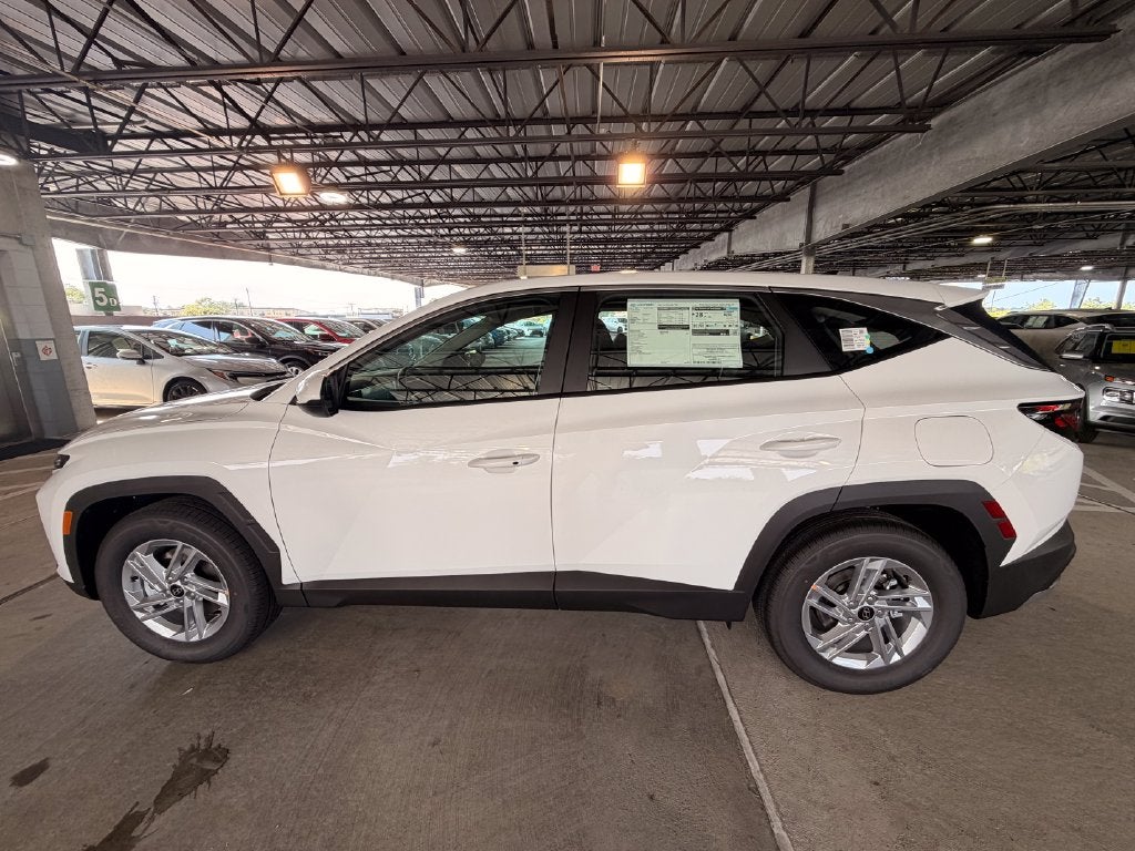 2026 Hyundai Tucson SE FWD