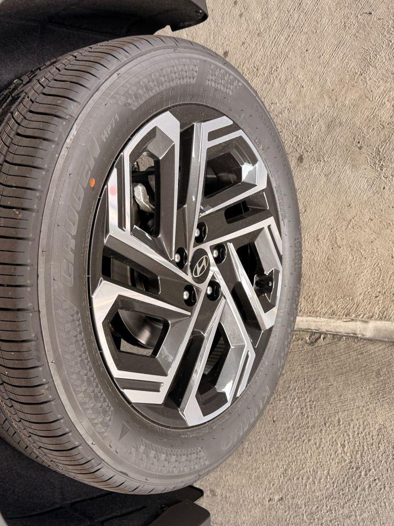 2026 Hyundai Tucson SEL Plus FWD
