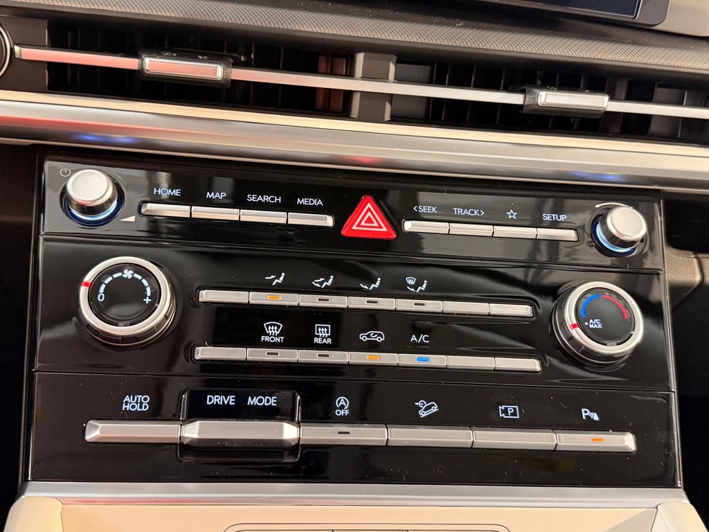 2026 Hyundai Santa Fe SE FWD