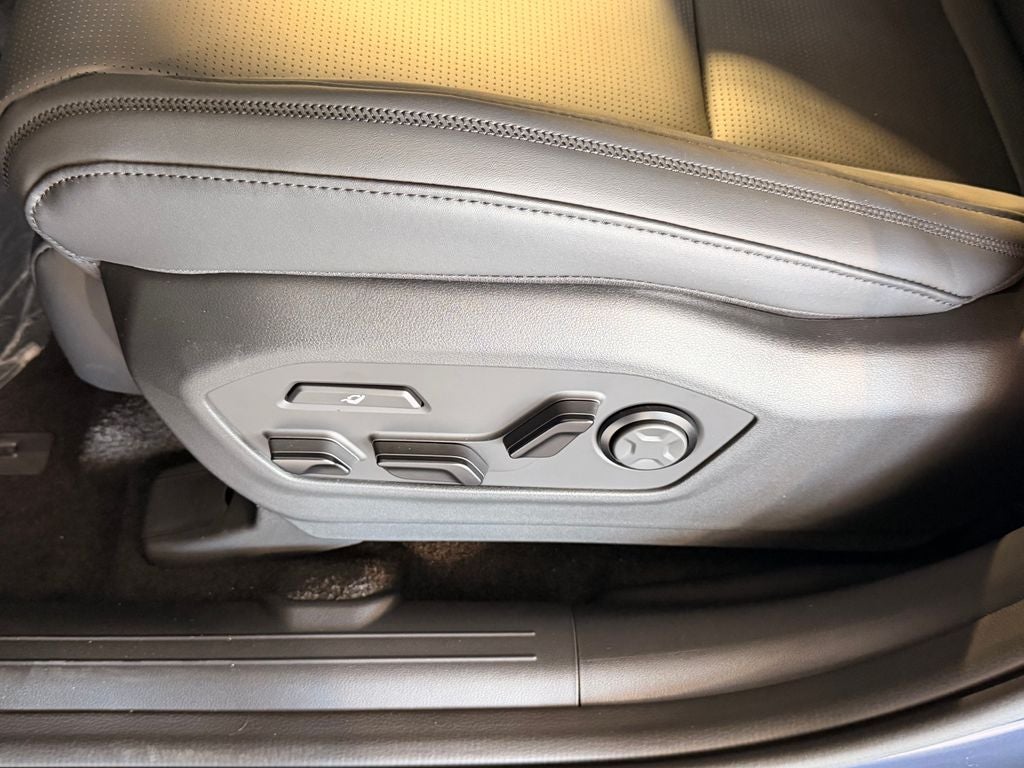 2027 Hyundai Santa Fe Hybrid Calligraphy