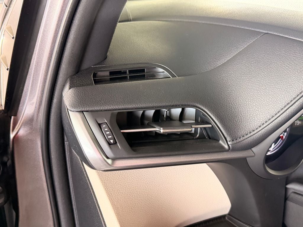 2021 Toyota Sienna Limited 7 Passenger