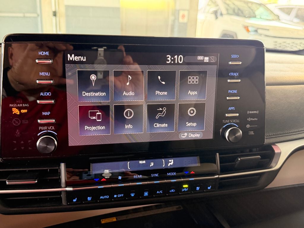 2021 Toyota Sienna Limited 7 Passenger