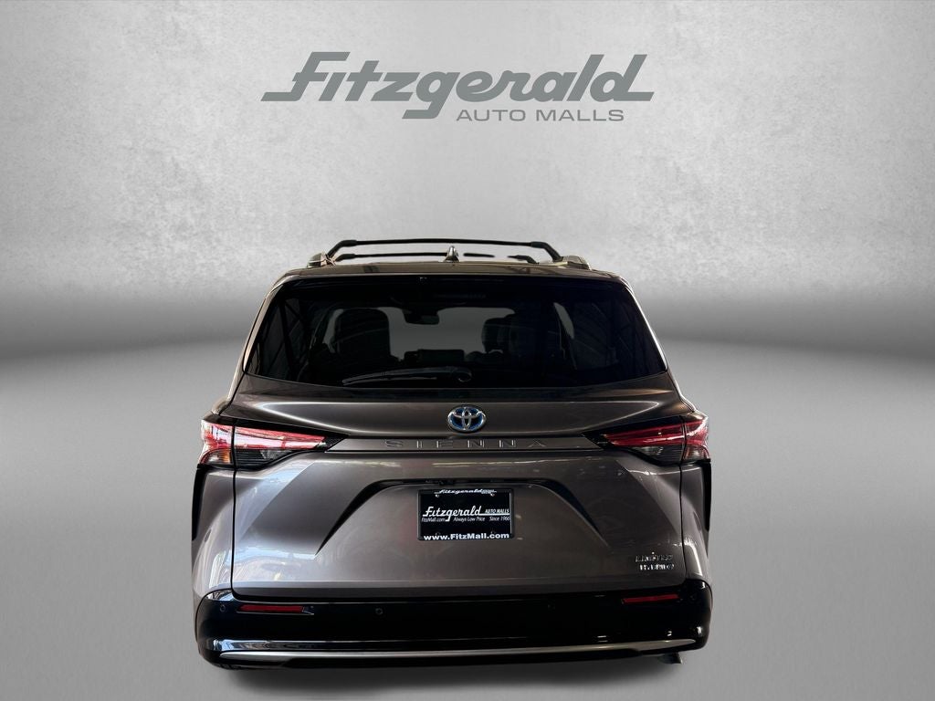 2021 Toyota Sienna Limited 7 Passenger