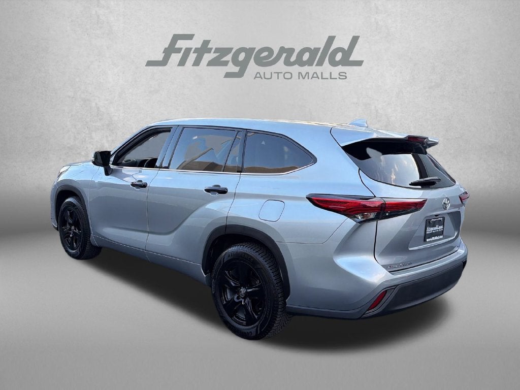 2020 Toyota Highlander LE
