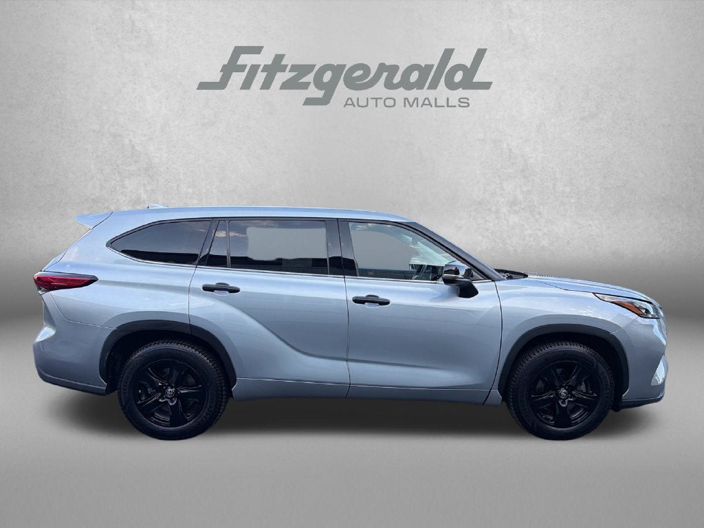 2020 Toyota Highlander LE