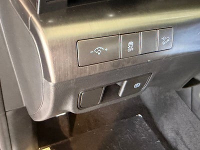 2027 Hyundai Kona SE FWD