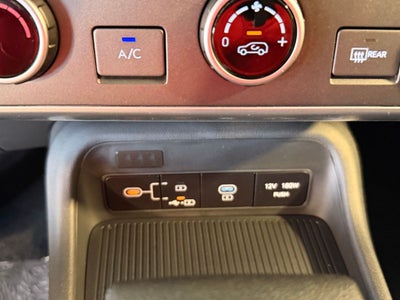 2027 Hyundai Kona SE FWD