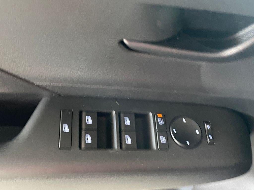 2026 Hyundai Kona SE AWD