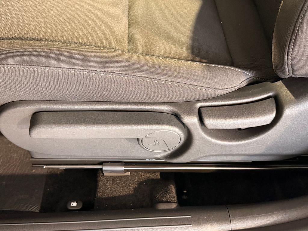 2026 Hyundai Kona SE AWD