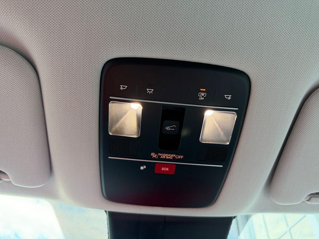 2026 Hyundai Palisade Hybrid SEL Premium 8P