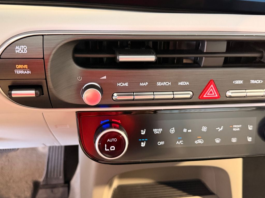 2026 Hyundai Palisade Hybrid SEL Premium 8P