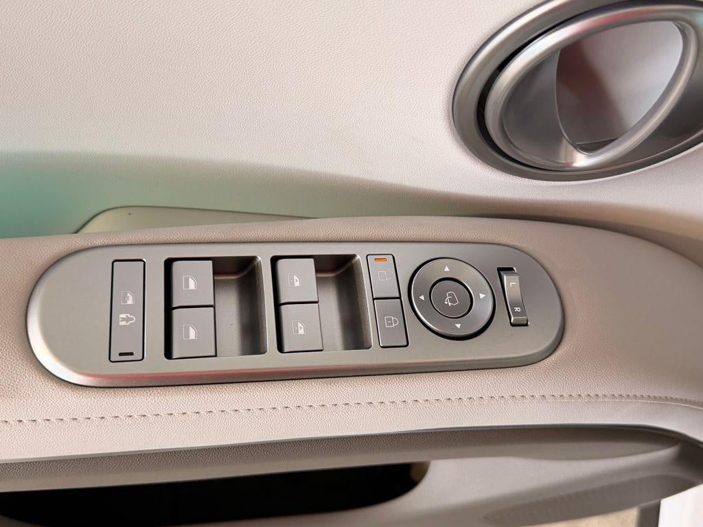 2026 Hyundai Palisade Hybrid SEL Premium 8P