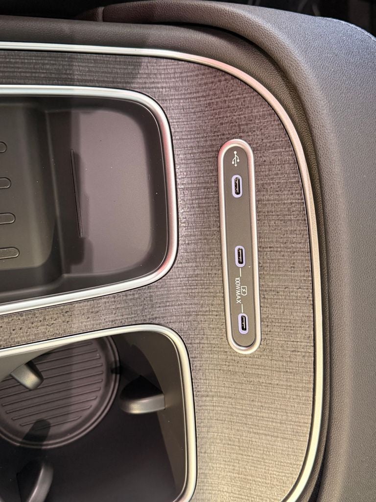 2026 Hyundai Palisade Hybrid SEL Premium 8P