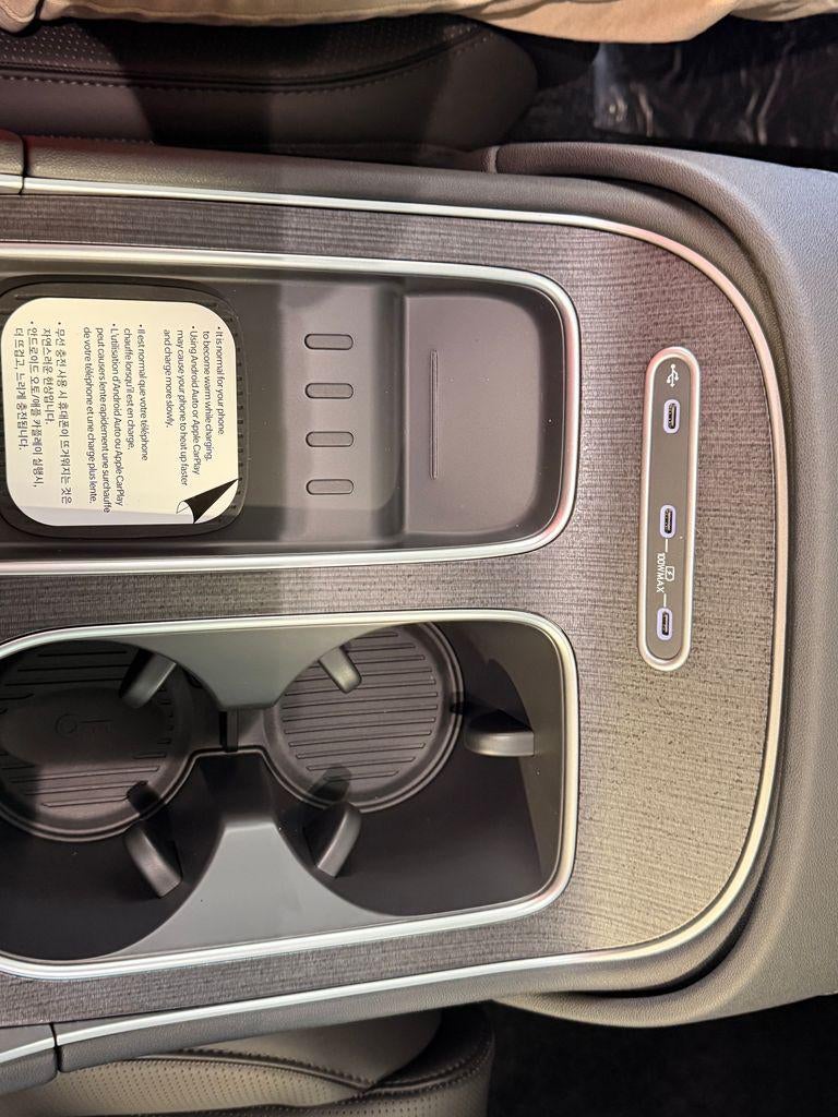 2026 Hyundai Palisade Hybrid SEL Premium 8P