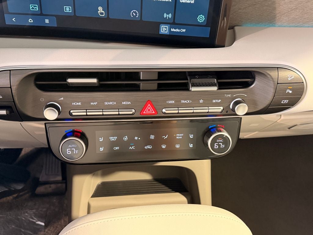 2026 Hyundai Palisade Hybrid SEL Premium 8P