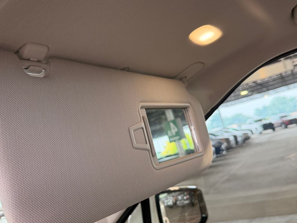 2026 Hyundai Palisade Hybrid SEL Premium 8P