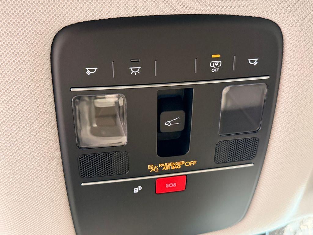 2026 Hyundai Palisade Hybrid SEL Premium 8P