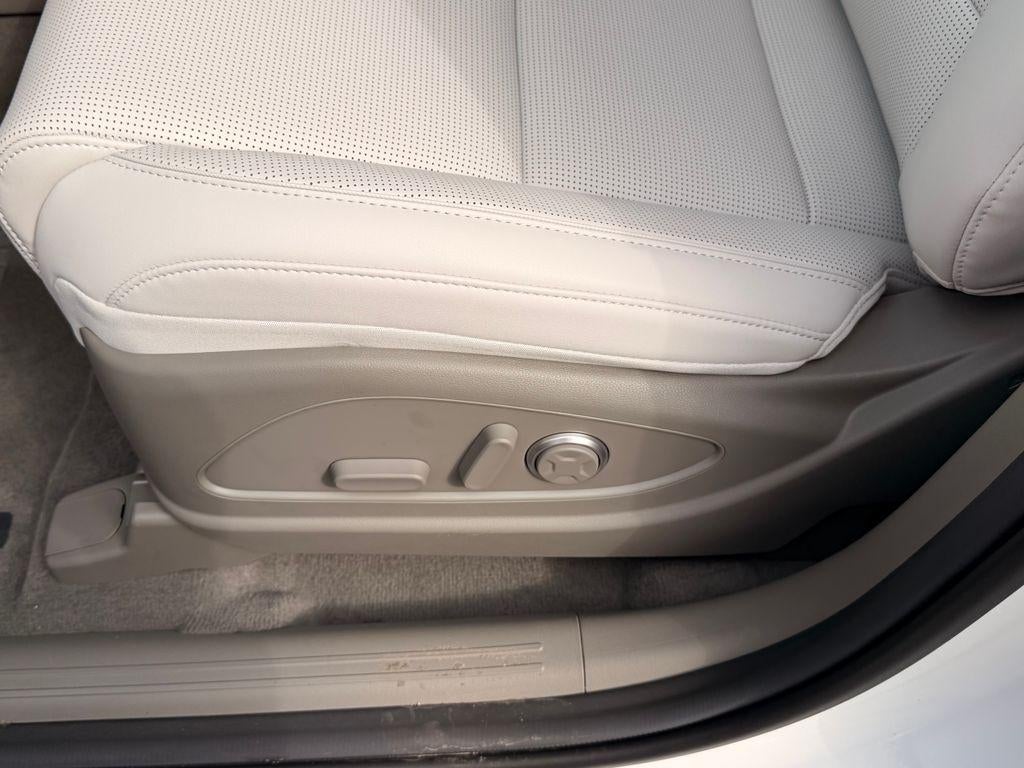 2027 Hyundai Palisade Hybrid SEL Premium 7P