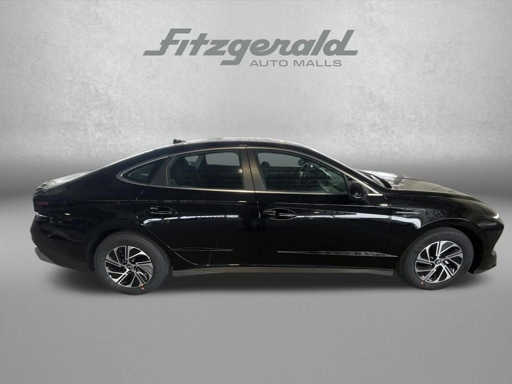 2026 Hyundai Sonata Hybrid Blue