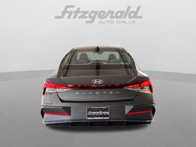 2026 Hyundai Elantra SE