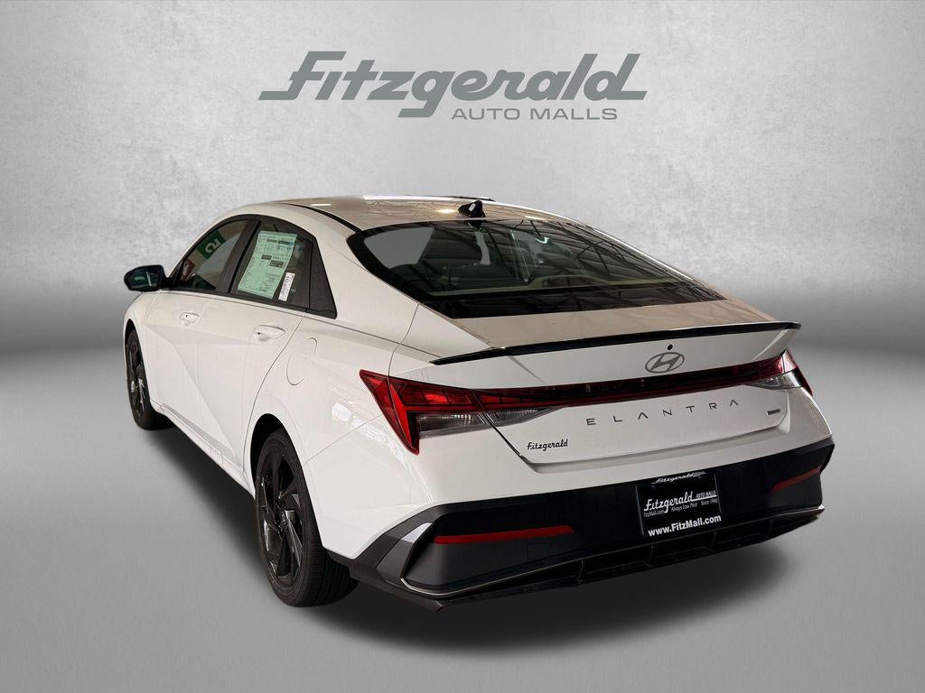 2026 Hyundai Elantra Hybrid SEL Sport