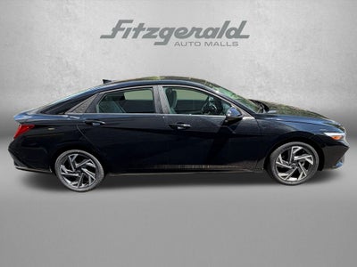 2025 Hyundai Elantra Limited
