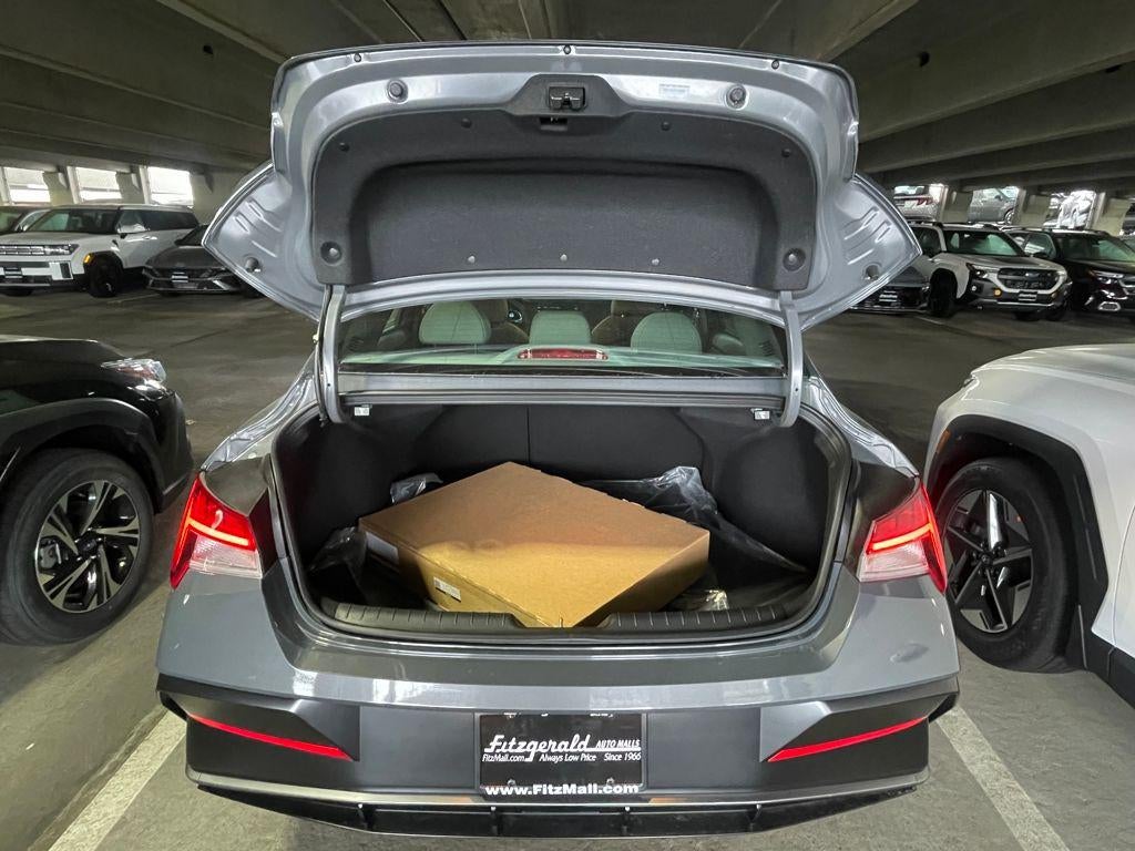 2026 Hyundai Elantra SEL Sport Premium