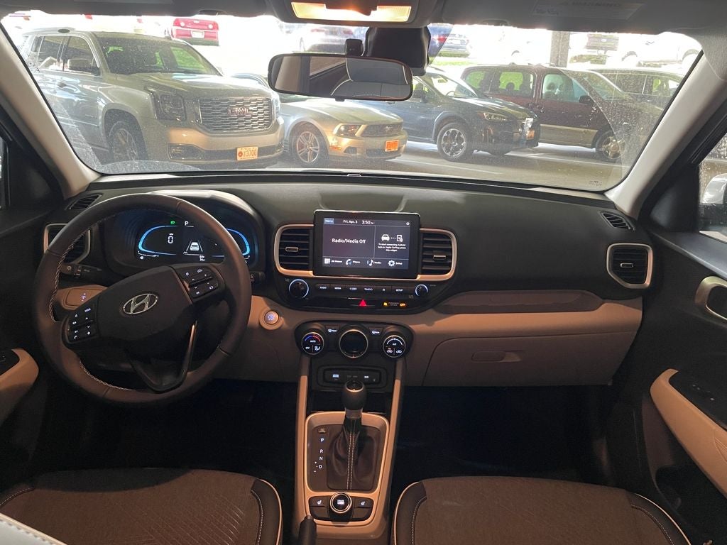 2026 Hyundai Venue SEL w/Two-Tone Roof