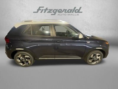 2026 Hyundai Venue SEL w/Two-Tone Roof