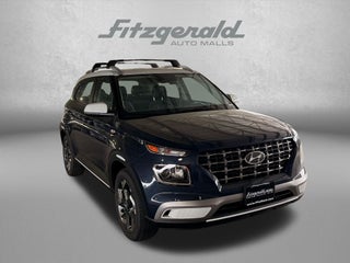 2026 Hyundai Venue SEL w/Two-Tone Roof