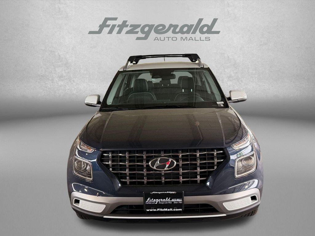 2026 Hyundai Venue SEL w/Two-Tone Roof