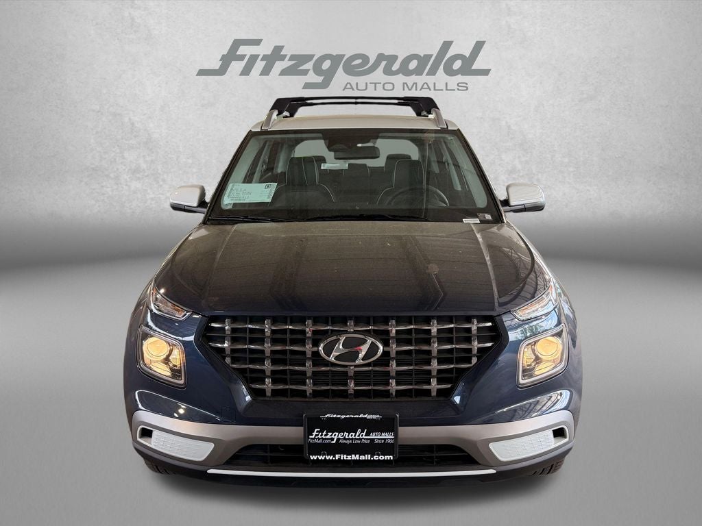 2026 Hyundai Venue SEL w/Two-Tone Roof