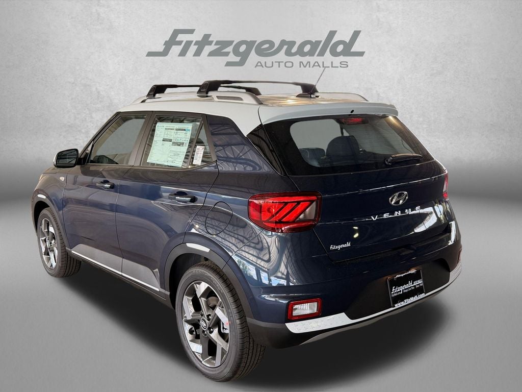 2026 Hyundai Venue SEL w/Two-Tone Roof