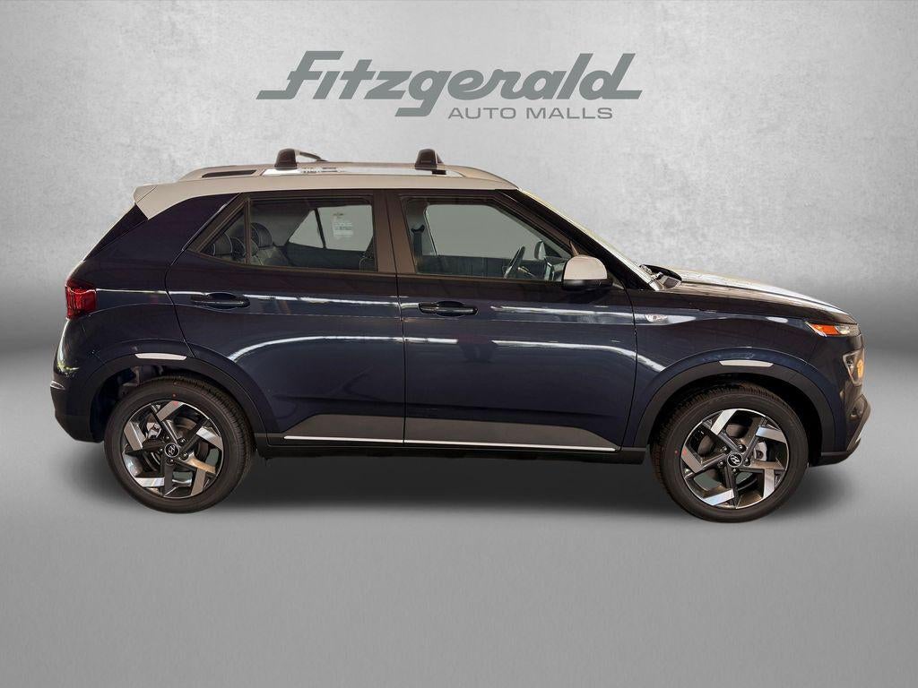 2026 Hyundai Venue SEL w/Two-Tone Roof