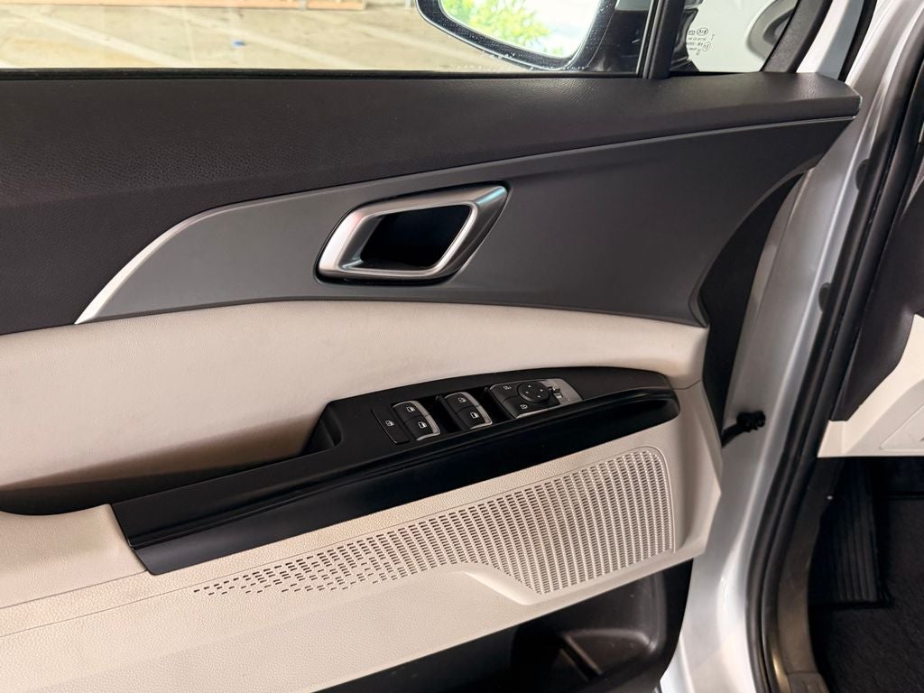 2022 Kia Carnival LXS