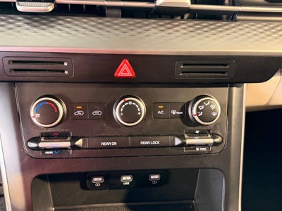 2022 Kia Carnival LXS