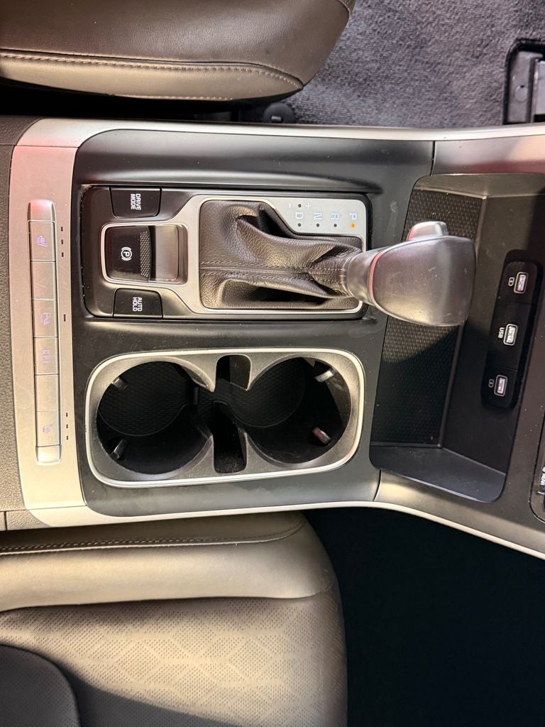 2022 Kia Carnival LXS